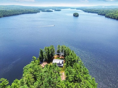 LONG POND This exceptional family compound located on its own - photo 1