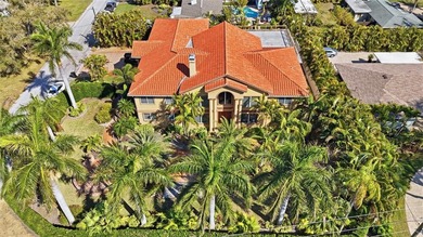 Nestled within the golf course community of Belleair Country - photo 12