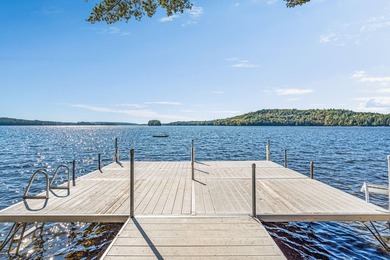 LONG POND This exceptional family compound located on its own - photo 5
