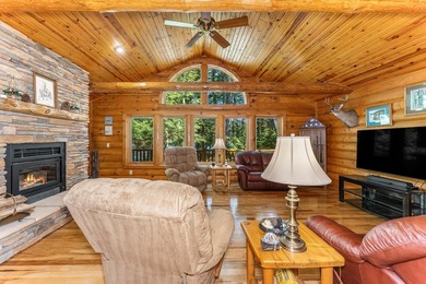 Quality-built and exceptionally maintained, this 3-bedroom - photo 16