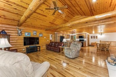 Quality-built and exceptionally maintained, this 3-bedroom - photo 17