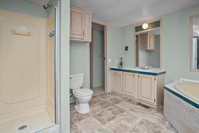 Discover the perfect getaway with this 3 bedroom, 2 bathroom - photo 18