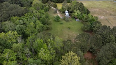 Enjoy a tranquil, private setting on this 0.92-acre lot - photo 4