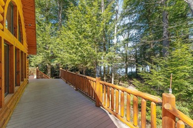 Quality-built and exceptionally maintained, this 3-bedroom - photo 26