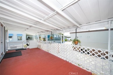 Welcome to this fabulous, updated, custom home! Almost - photo 6