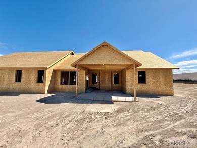 Beautiful spacious custom one-level home featuring 2,580 sq ft - photo 11