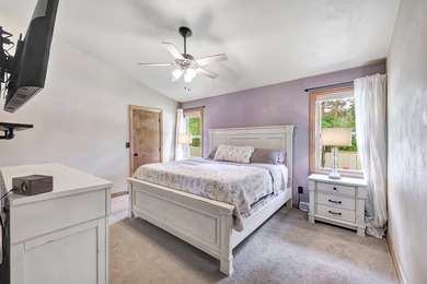 This beautifully maintained home shows pride of ownership - photo 14