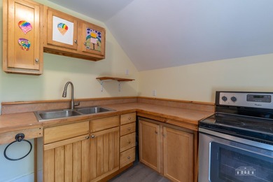 Nestled in the heart of the Adirondack village of Elizabethtown - photo 22