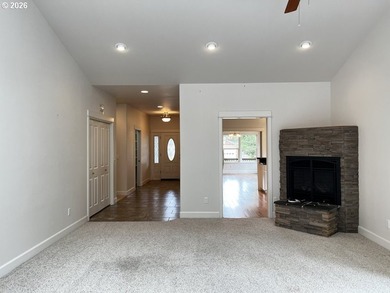 Welcome to this beautifully maintained 3-bedroom, 2.5-bath home - photo 22