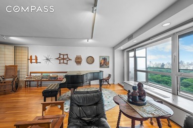 Estate-scaled and richly proportioned 3-bedroom, 3.5-bath home - photo 3
