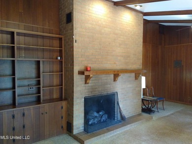 Three Bedroom Three and a Half Bath Great Family Neighborhood - photo 38