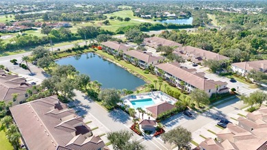 (private lake, pond, creek) Condo For Sale in Sarasota Florida