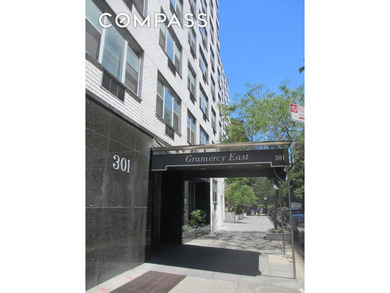 This inviting Gramercy studio presents a wonderful opportunity - photo 8