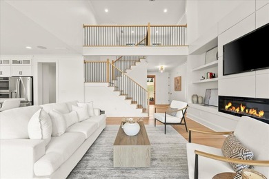 Stunning new construction, PRICED UNDER APPRAISAL, directly on - photo 9