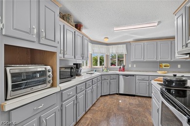 BACK ON THE MARKET AND DID NOT FAIL A HOME INSPECTION!!! THIS - photo 11