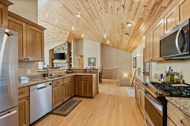 Meticulously maintained and move-in ready, this 6-bedroom - photo 12