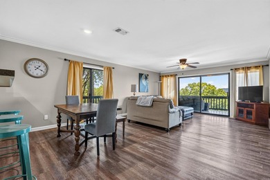 Lake Hamilton living has never been easier! Welcome to the gated - photo 14
