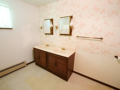 Quality home on acreage. This brick home sits on a fantastic - photo 14