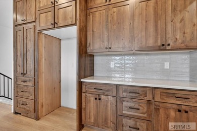 This stunning custom modern ranch style home features 4 bedrooms - photo 18