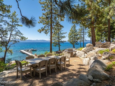 You'll love this pristine custom home in Uppaway Estates, a - photo 25
