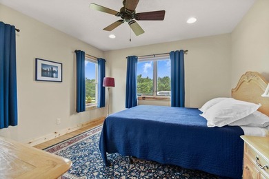 Meticulously maintained and move-in ready, this 6-bedroom - photo 25