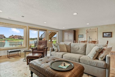 Meticulously maintained and move-in ready, this 6-bedroom - photo 32