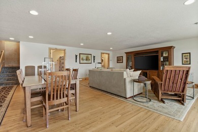 Meticulously maintained and move-in ready, this 6-bedroom - photo 33