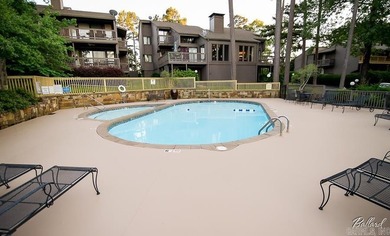 Lake Hamilton living has never been easier! Welcome to the gated - photo 37
