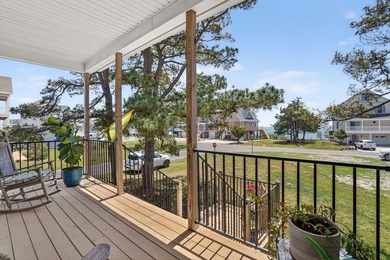 Thoughtfully designed and built with attention to detail, this - photo 4