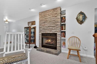 2/215 Well maintained Rancher overlooking the 8th Fairway - photo 8