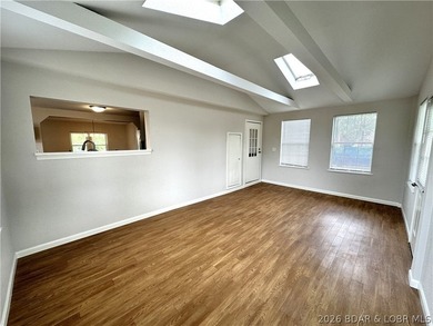 Welcome home to this beautifully remodeled 3-bed, 2-bath home in - photo 17