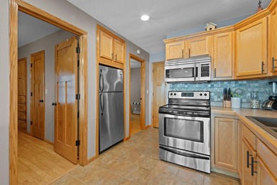 Showings begin 7/4 with Open House. Rare opportunity to enjoy - photo 18