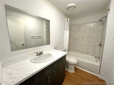 Welcome home to this beautifully remodeled 3-bed, 2-bath home in - photo 26
