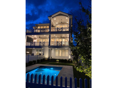 The Most Prestigious Home Built on the Goldcoast. This Exquisite - photo 33