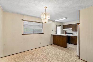 Step into a solid, well-established home that offers the perfect - photo 4