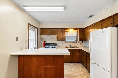 Step into a solid, well-established home that offers the perfect - photo 6
