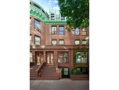 Hudson River Home For Sale in New York New York