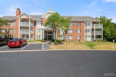 Lake Condo For Sale in Chesterfield, Missouri