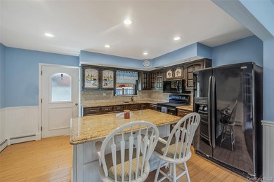 Welcome to 376 South Country Road, where space, comfort, and - photo 13