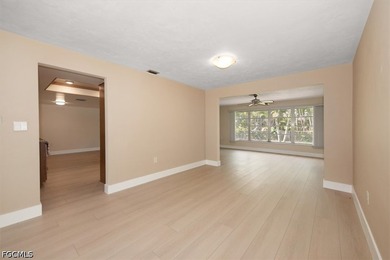 Welcome to this beautifully maintained, NO FLOOD ZONE, two-owner - photo 18