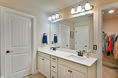 Nestled on a quiet cul -de-sac in the desirable Lost River - photo 18