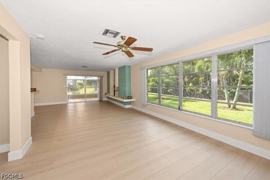 Welcome to this beautifully maintained, NO FLOOD ZONE, two-owner - photo 22