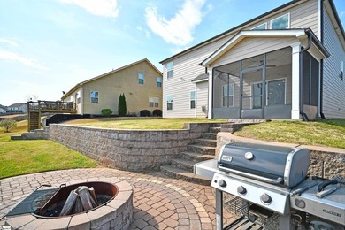 Nestled on a quiet cul -de-sac in the desirable Lost River - photo 24