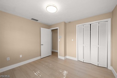 Welcome to this beautifully maintained, NO FLOOD ZONE, two-owner - photo 27