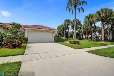 (private lake, pond, creek) Condo For Sale in Delray Beach Florida