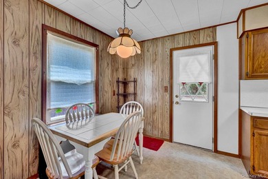 Charming 4-bedroom, 1-bath Cape located mid-block on a quiet - photo 13