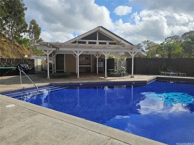 Rarely available 3-bedroom, 2-bath loft-style townhome in - photo 21