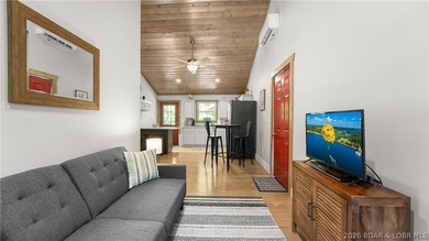 Rare opportunity to own a highly versatile and private 5.5 acre - photo 32