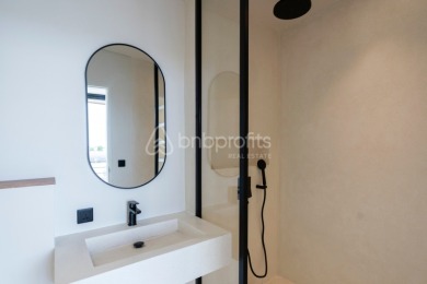Modern Elegance, Brand New 4 Bedroom Villa in Berawa - photo 24