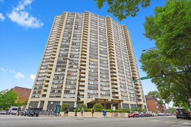 Lake Michigan - Cook County Condo For Sale in Chicago Illinois